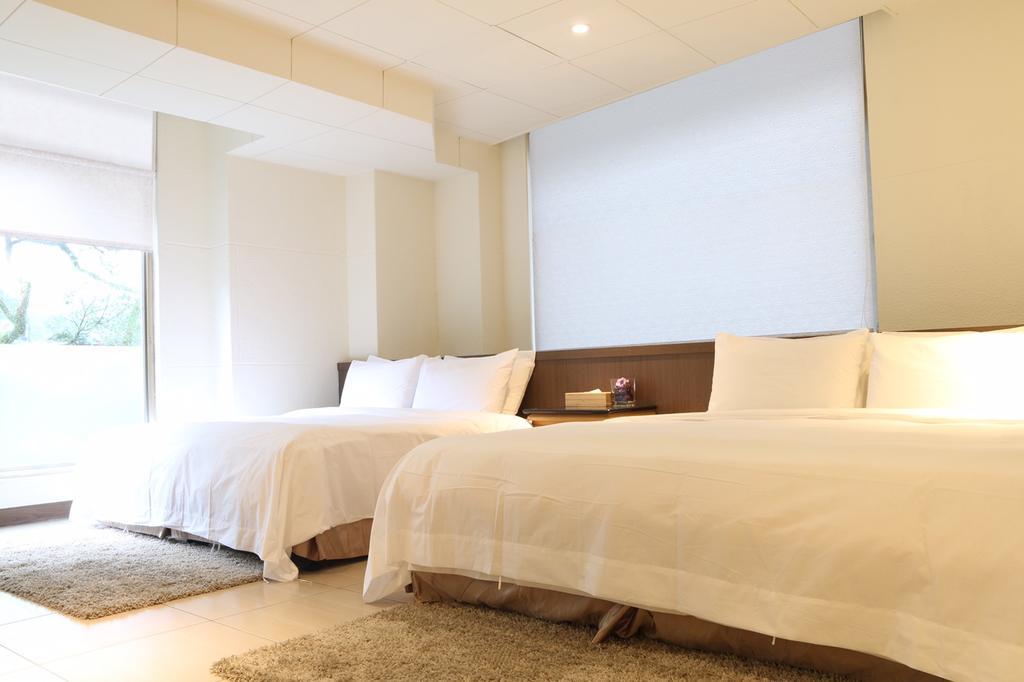Phoenix Sun Flower Valley Resort Taipei Exterior photo