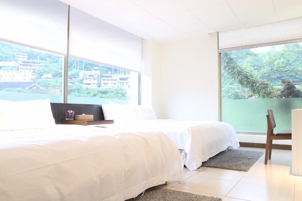 Phoenix Sun Flower Valley Resort Taipei Exterior photo